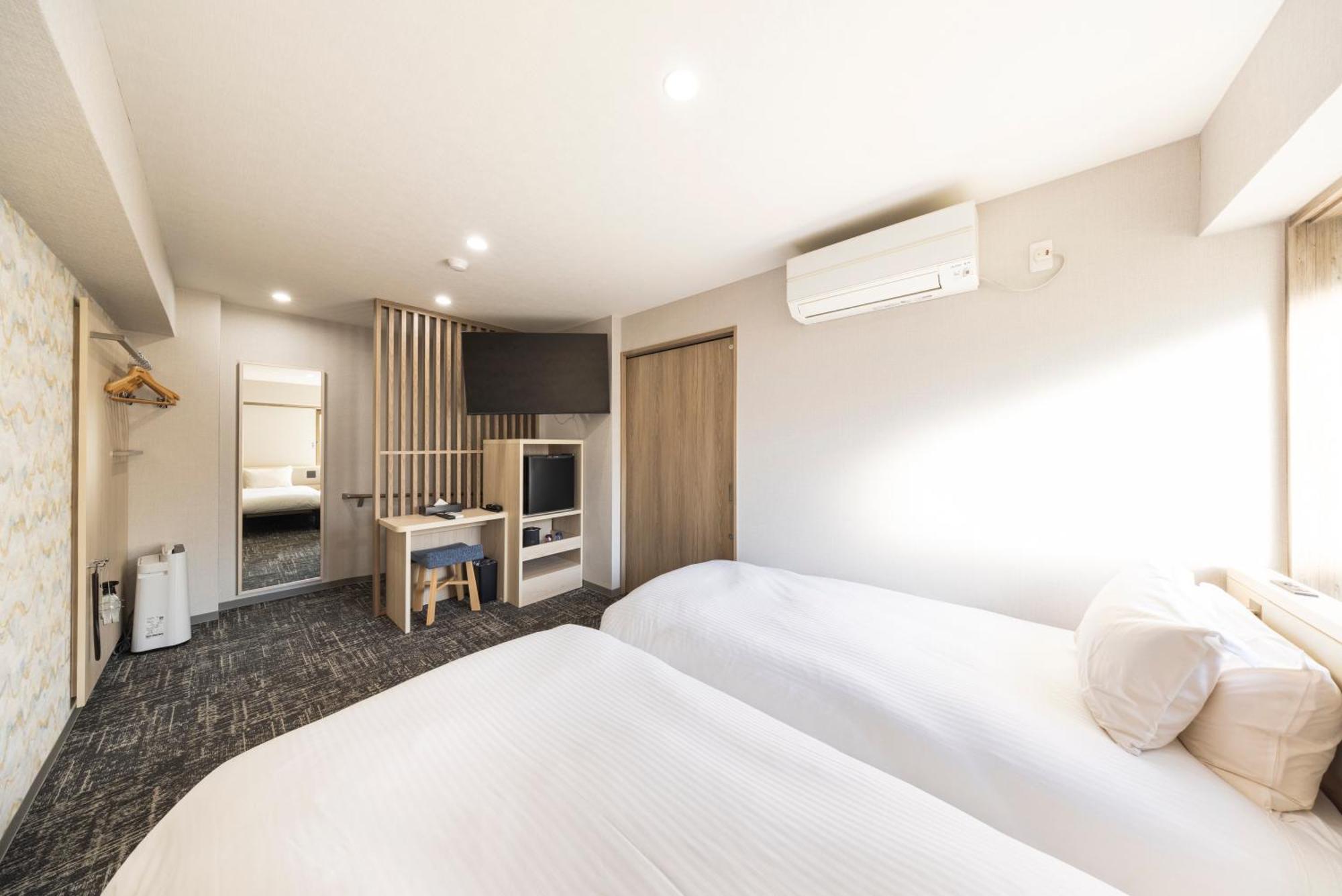 Hotel Cerezo Tokio Buitenkant foto